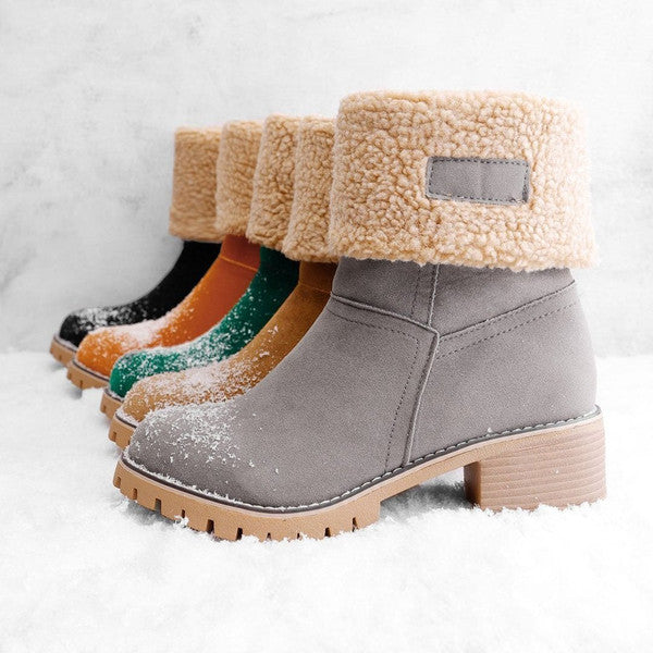 Heeled winter boots