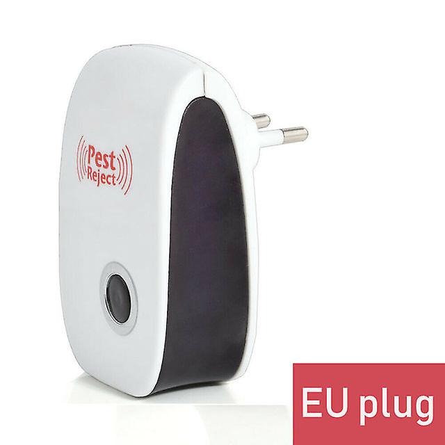 Ultrasonic indoor repeller for household pests