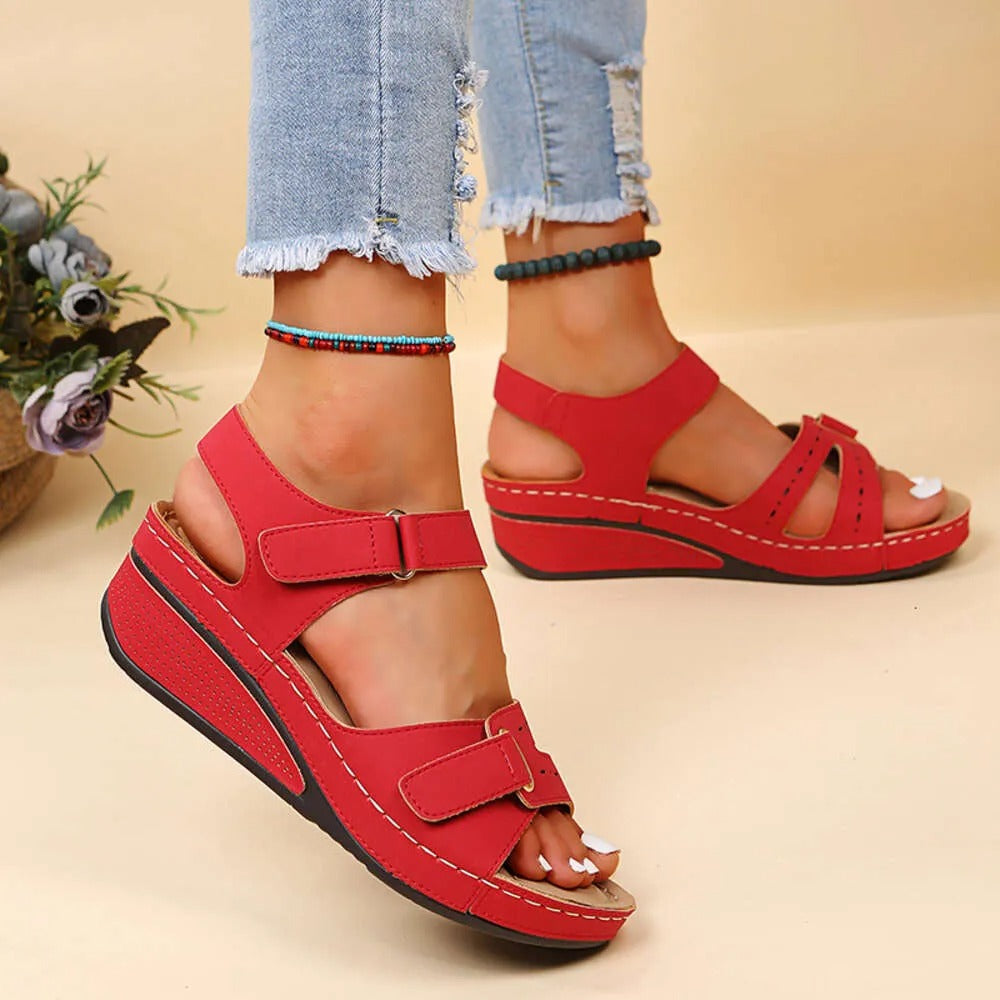 Supportive Design Sandals for Women