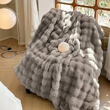 Winter Warm Faux Fur Throw Blanket