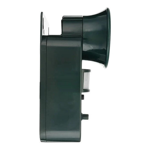 Ultrasonic outdoor pest repeller