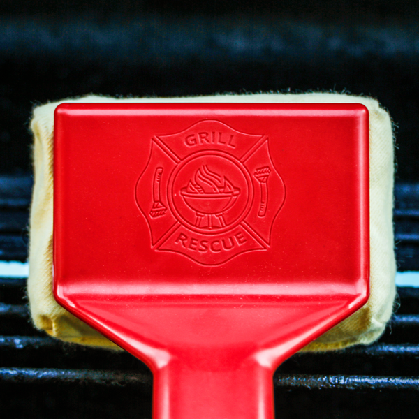 Wire-Free Grill Brush – Safe and Bristle-Free Cleaning