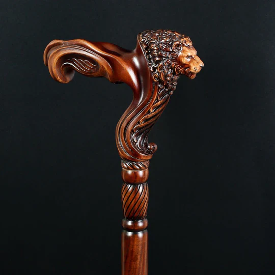 Wooden Cane with Lion Head – Ergonomic Palm Grip Handle