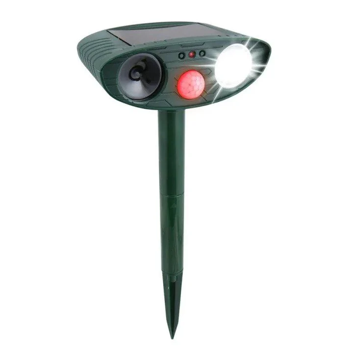 4-Pack Solar Ultrasonic Deer Deterrents – Repels Deer Fast