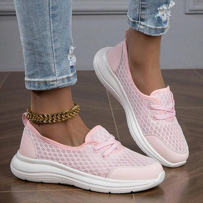 Lightweight mesh shoes with cushioned insole