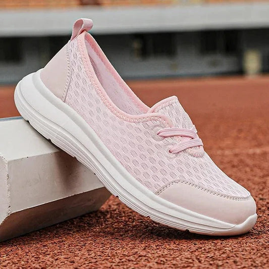 Lightweight mesh shoes with cushioned insole