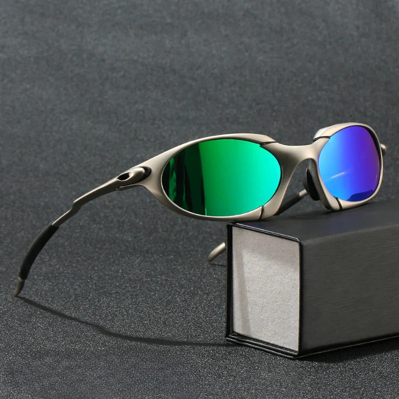 Sporty Men’s Polarized Sunglasses