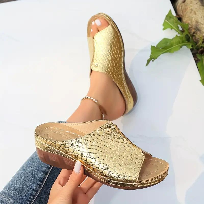 Supportive sandals for balance and daily foot alignment